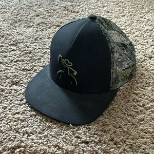 Hooey Golf black and camo hat